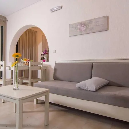 Rainbow Aparthotel La Canea